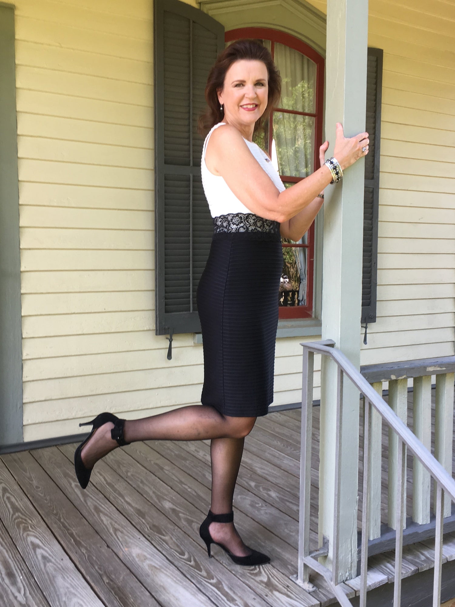 How To Wear Tights In Summer: Outfit Inspiration