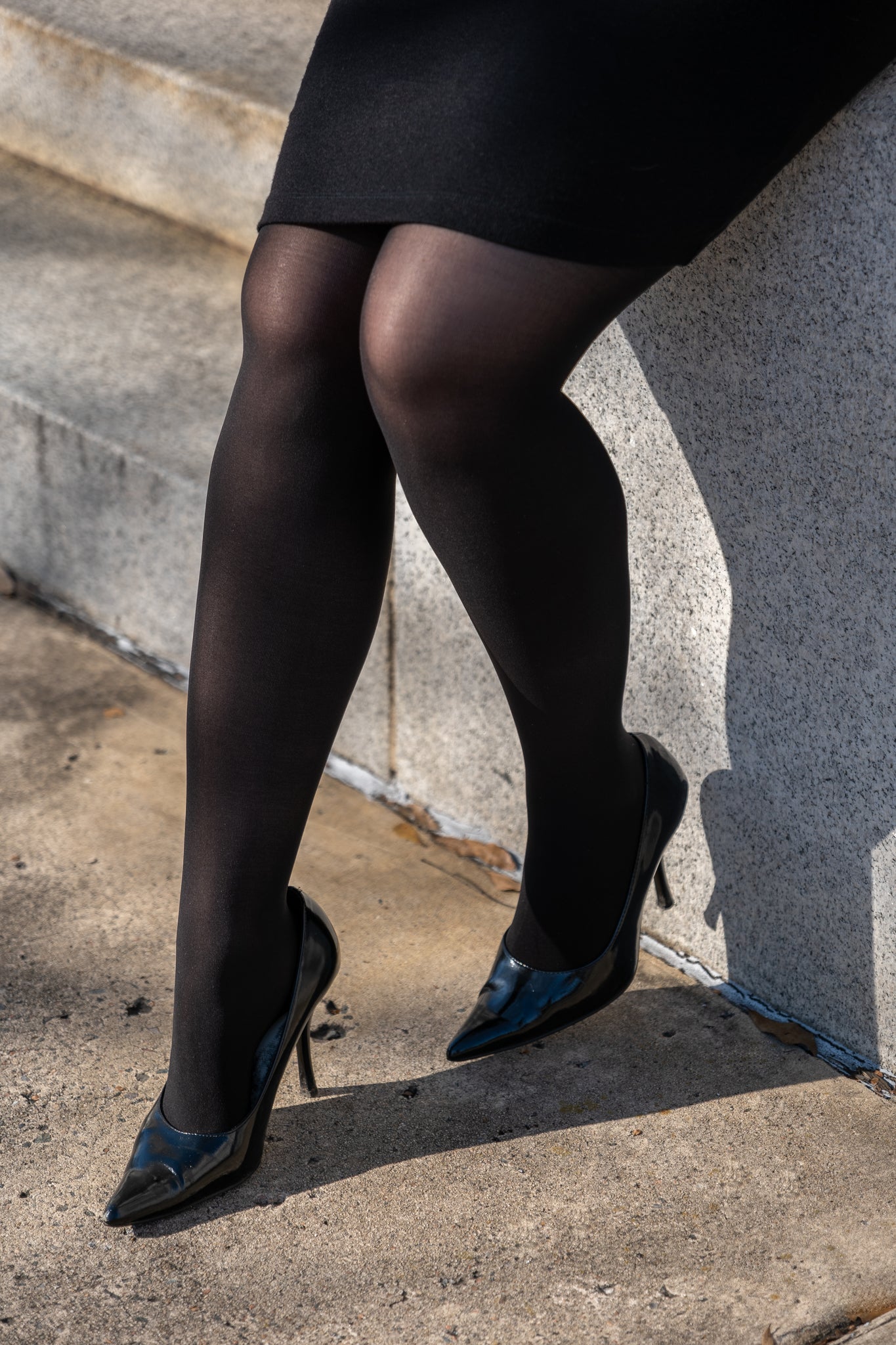 Black Semi-Opaque Tights With Luxe Comfort Waistband